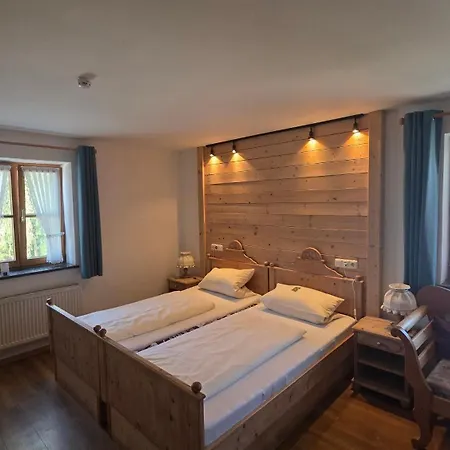 Landgasthof Wangerstuben Szálloda Oberostendorf